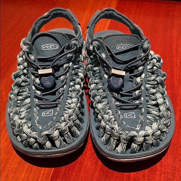 KEEN UNEEK Celestial/Blue Grotto Sandal Shoes US 6 UK 3.5 EU 36 - Picture 8 of 10